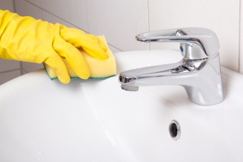 End-of-tenancy and deep cleaning service for local properties in Deep
